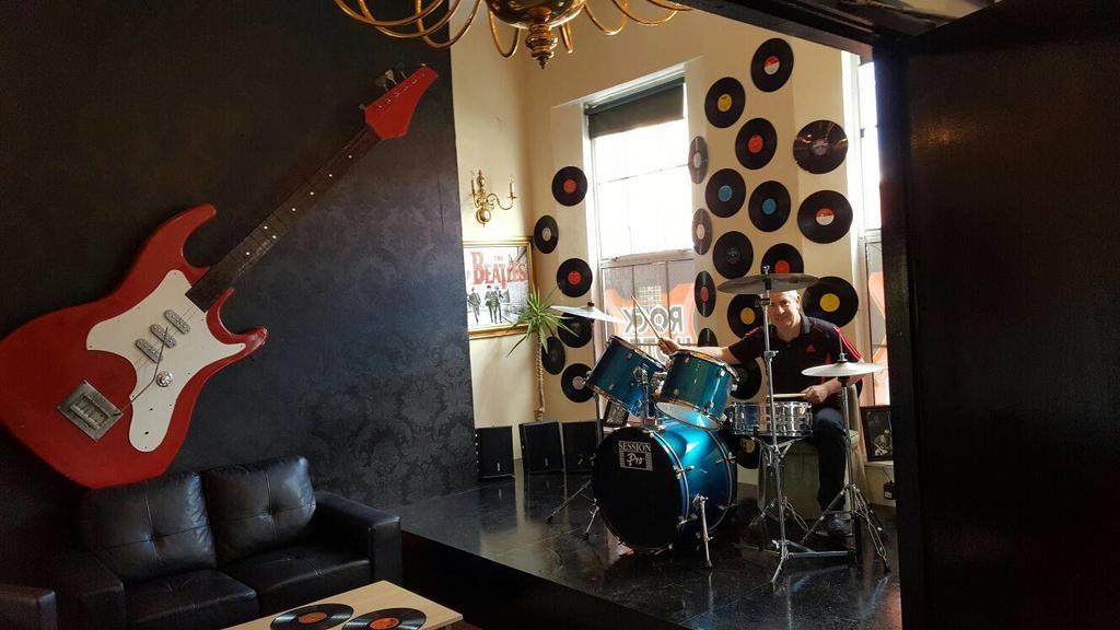 Rock Hotel Dublin Дублин Экстерьер фото